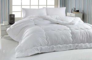 Best-comforter-for-summers
